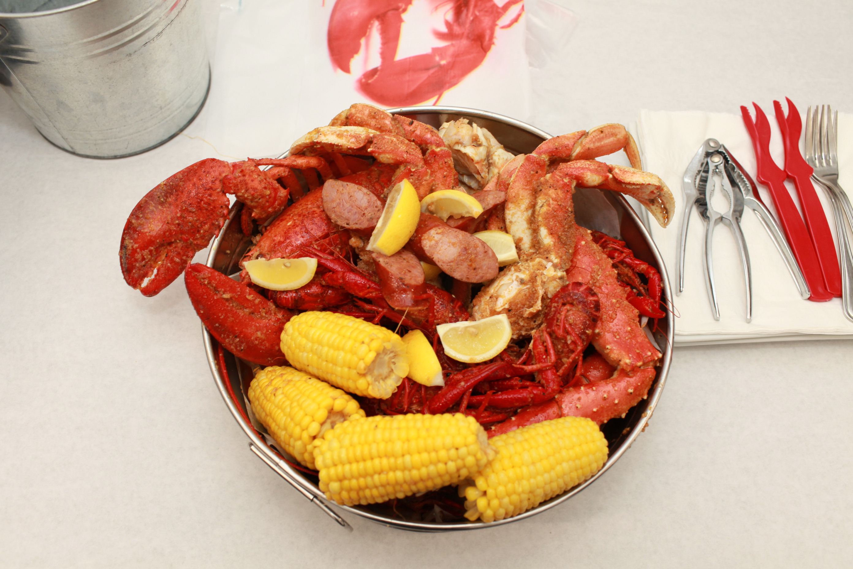 NAUTI CAJUN CRAB MENU